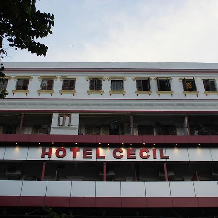 Hotel Cecil Kalküta Dış mekan fotoğraf